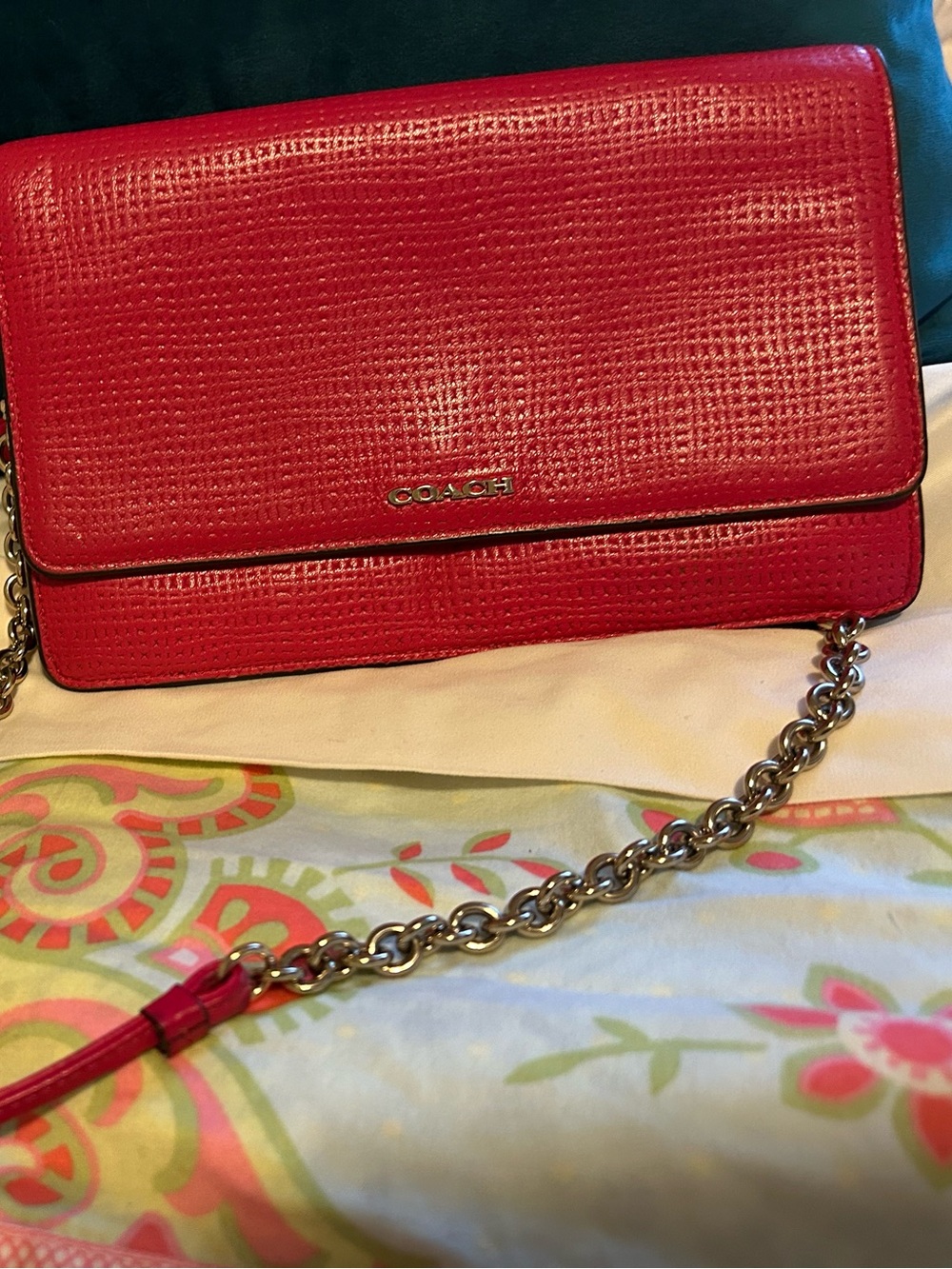 Coach pink Crossbody Chain Wallet bag